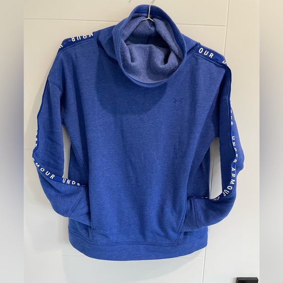 High neck hoodie - Picture 2 of 3